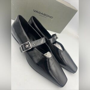 Vagabond Black Flats with Buckle Detail